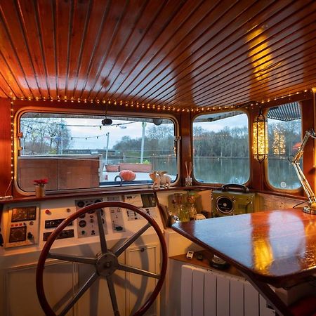 Bed and Breakfast Bateau Peniche Au Coeur De Лілль Екстер'єр фото